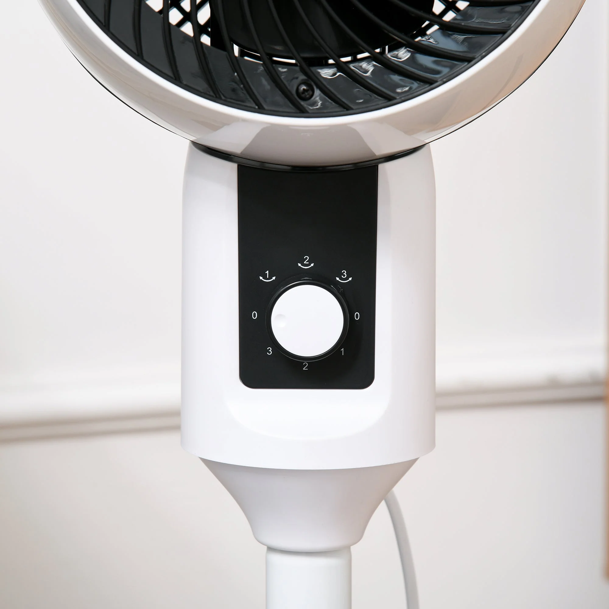 11" Oscillating Three Speed Pedestal Fan Black & White - Image 8
