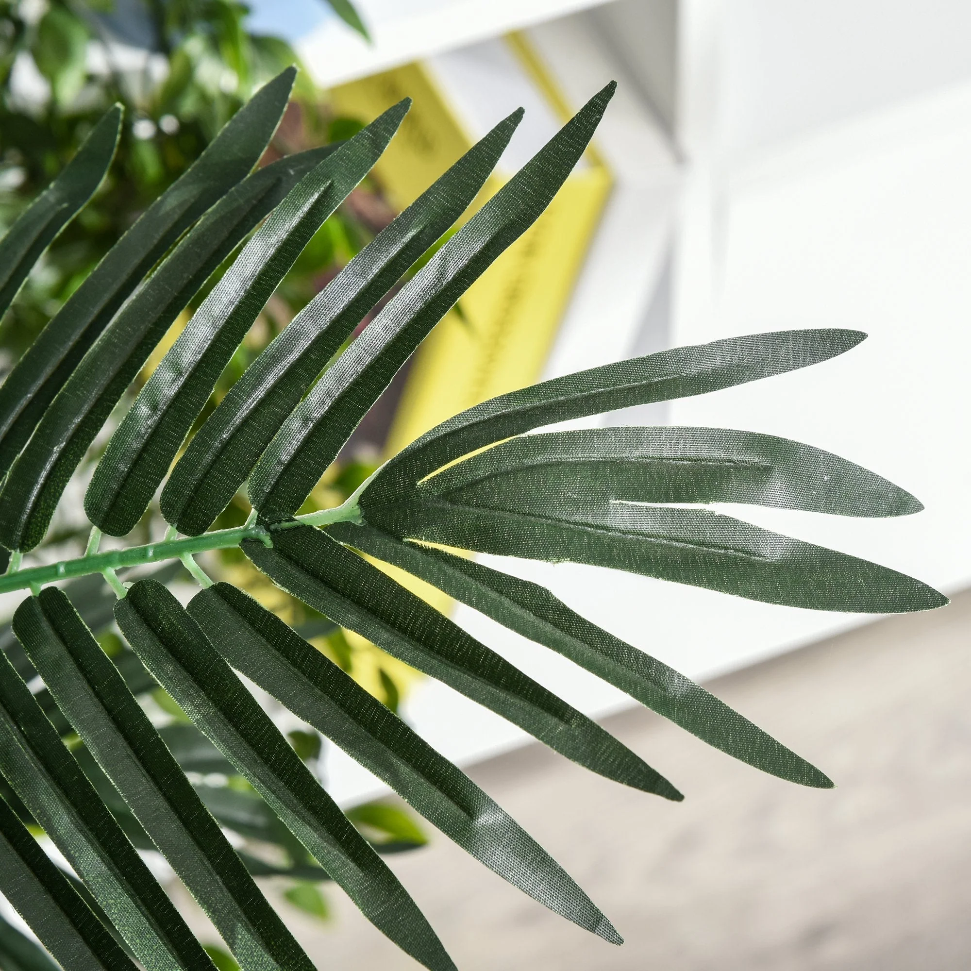 125cm/4FT Artificial Palm Plant Decorative Tree with 18 Leaves Nursery Pot Fake Plastic Indoor Outdoor Home Office Décor - Image 9