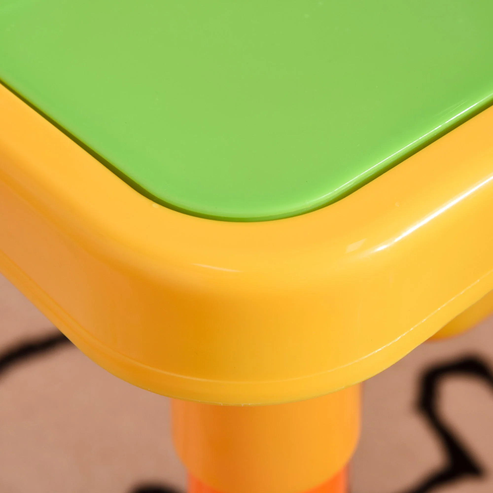 16-Piece Sand and Water Play Table Sand Pit Beach Toy Set 2 in 1 Outdoor Activities Playset with Lid and Accessories for 3 Years Old - Image 9