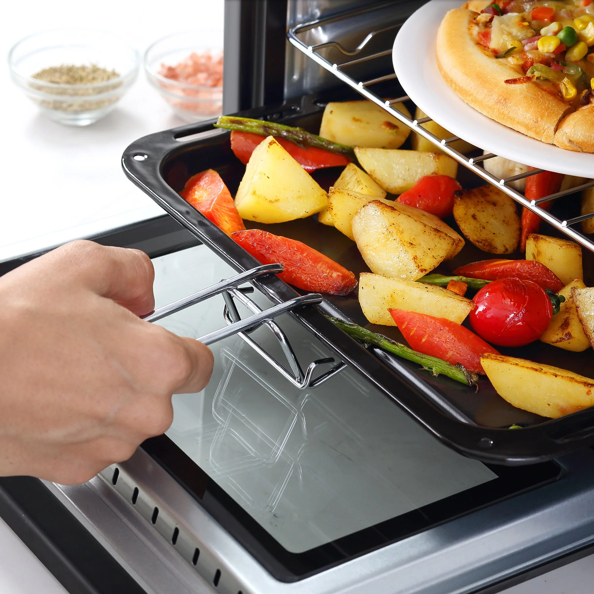 16L 230C Mini Oven With Timer Silver & Black - Image 9