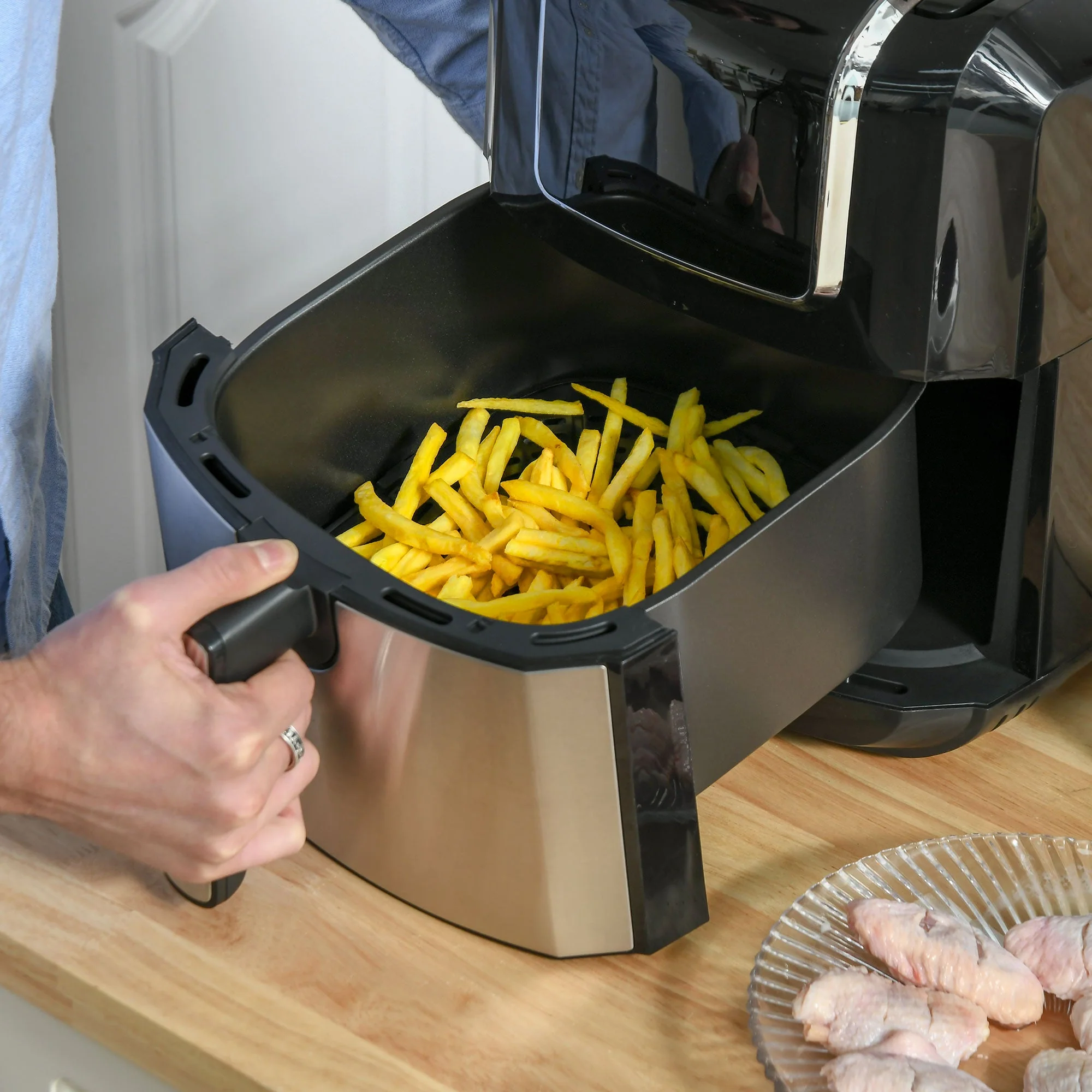 1700W 6.5L Air Fryer 8 Presets With Digital Display Black & Grey - Image 8