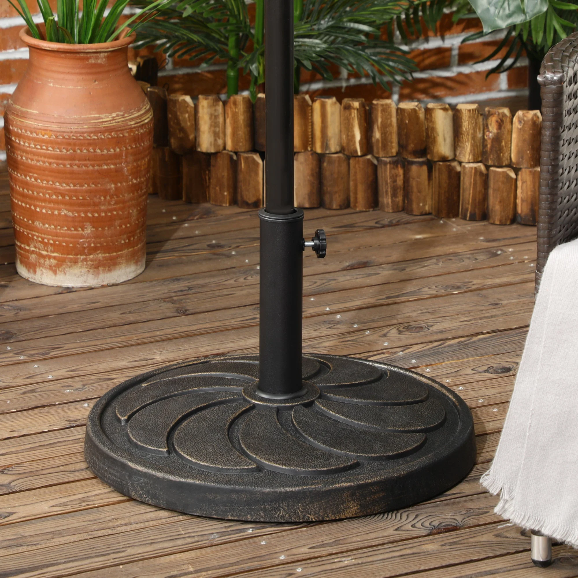 18kg Resin Garden Parasol Base - Image 2