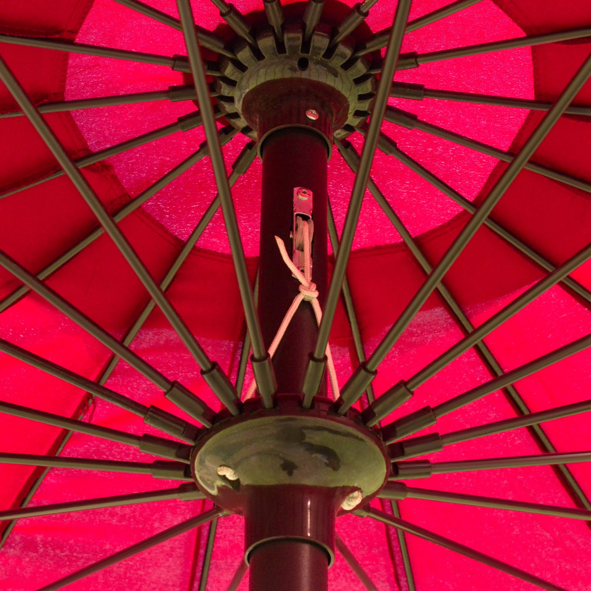 2.6m Shanghai Garden Parasol Umbrella with Crank & Tilt - Image 8