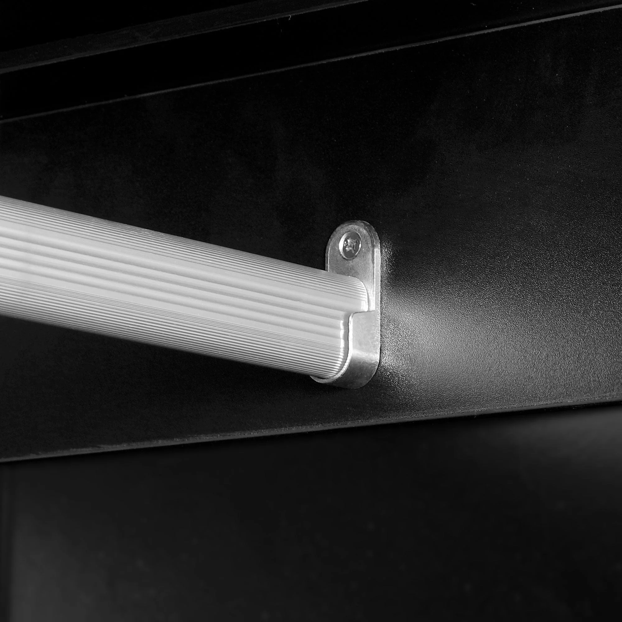 2 Door Wardrobe - Image 8