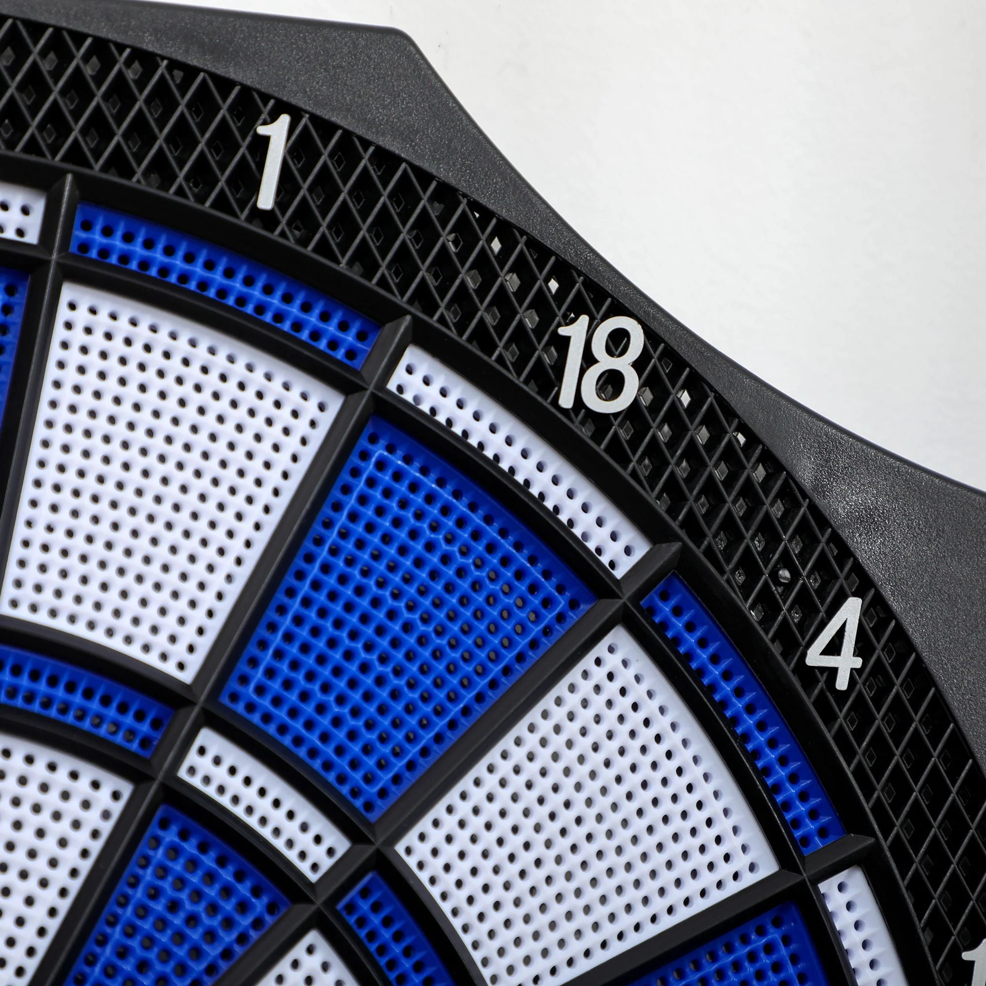 31 Games Up To 8 Player Electronic Dartboard Black & Blue by Sportnow - Image 8