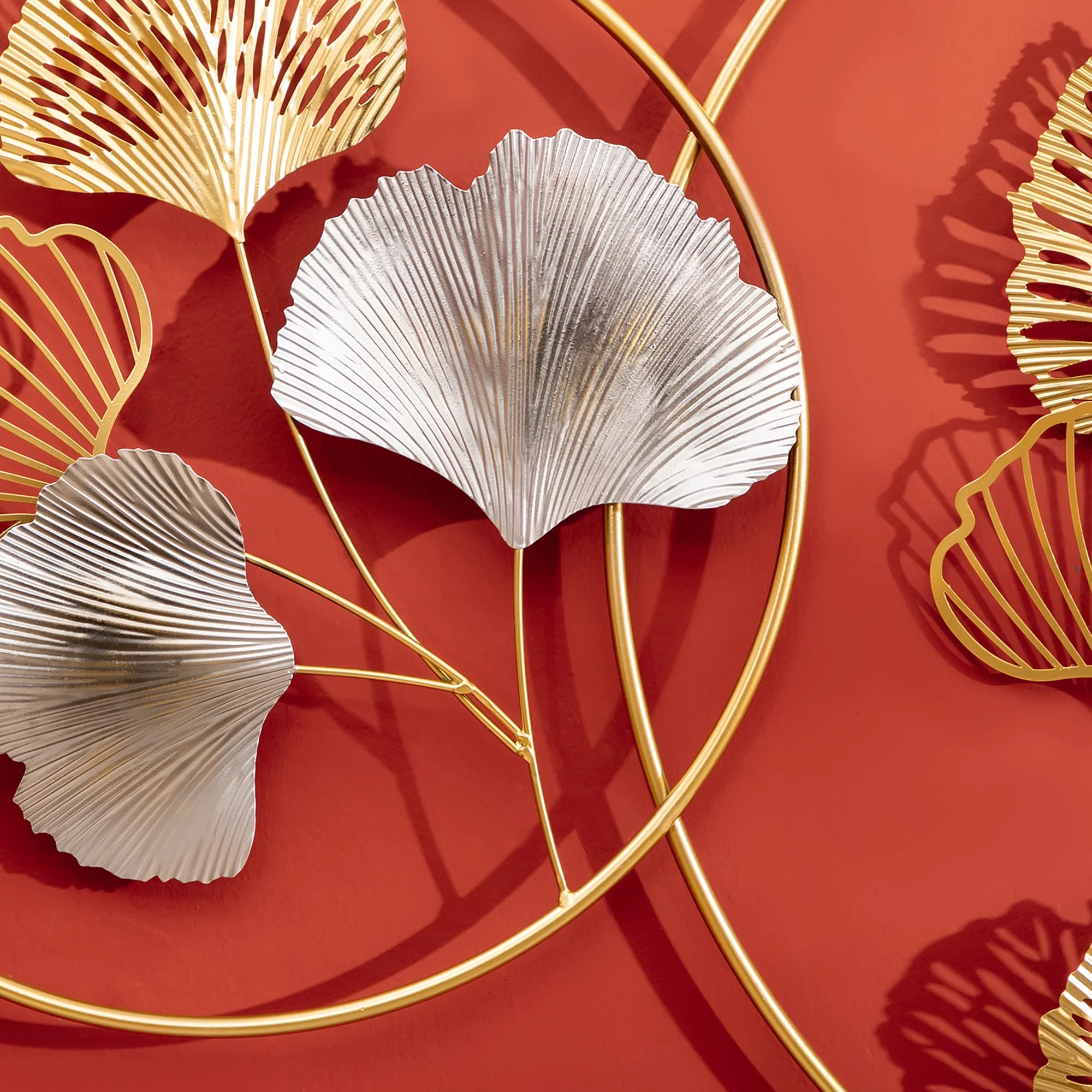 3D Metal Wall Art Modern Ginkgo Leaves Hanging Wall Sculptures Home Decor for Living Room Bedroom Dining Room - Image 9