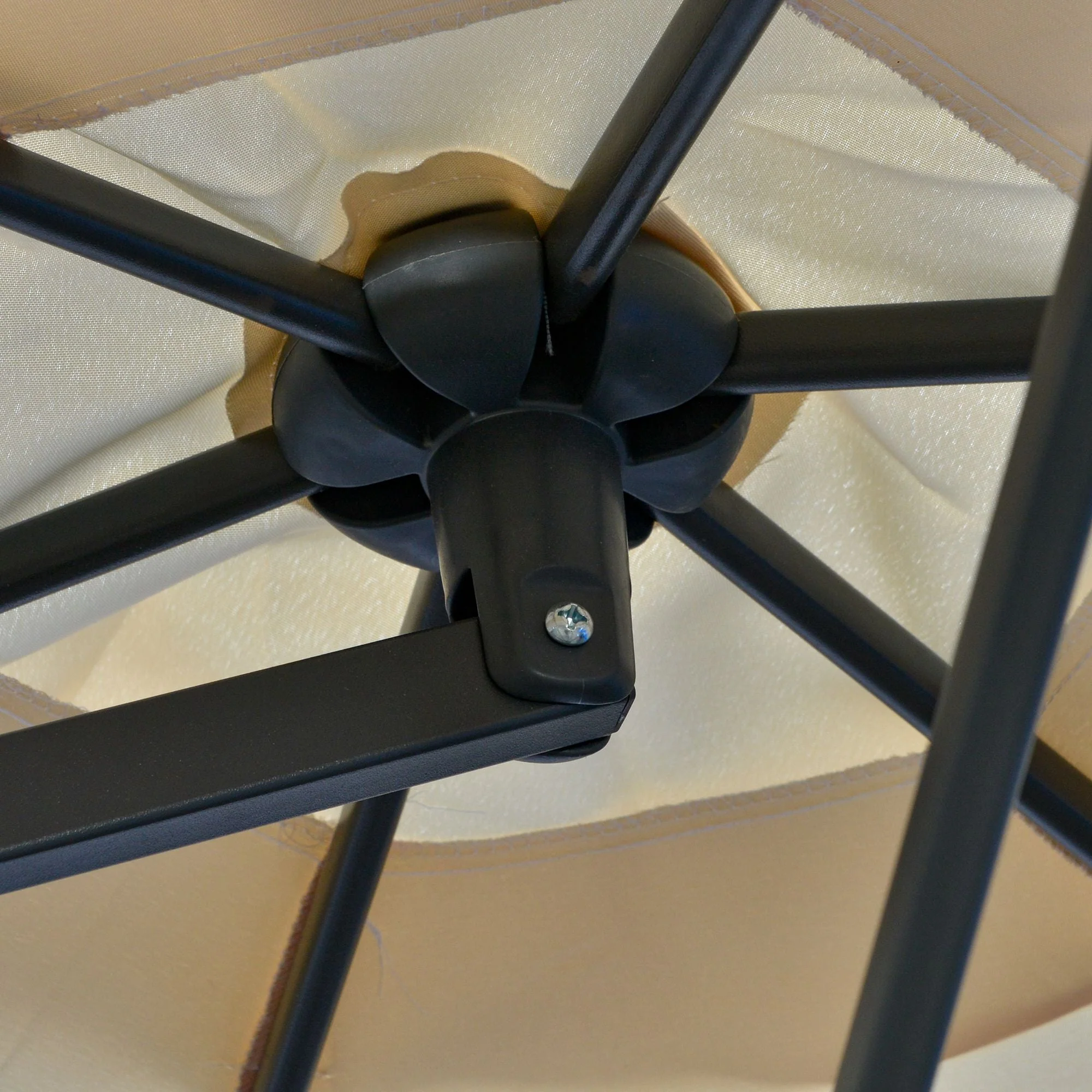 3m Cantilever Parasol with Easy Lever - Image 7