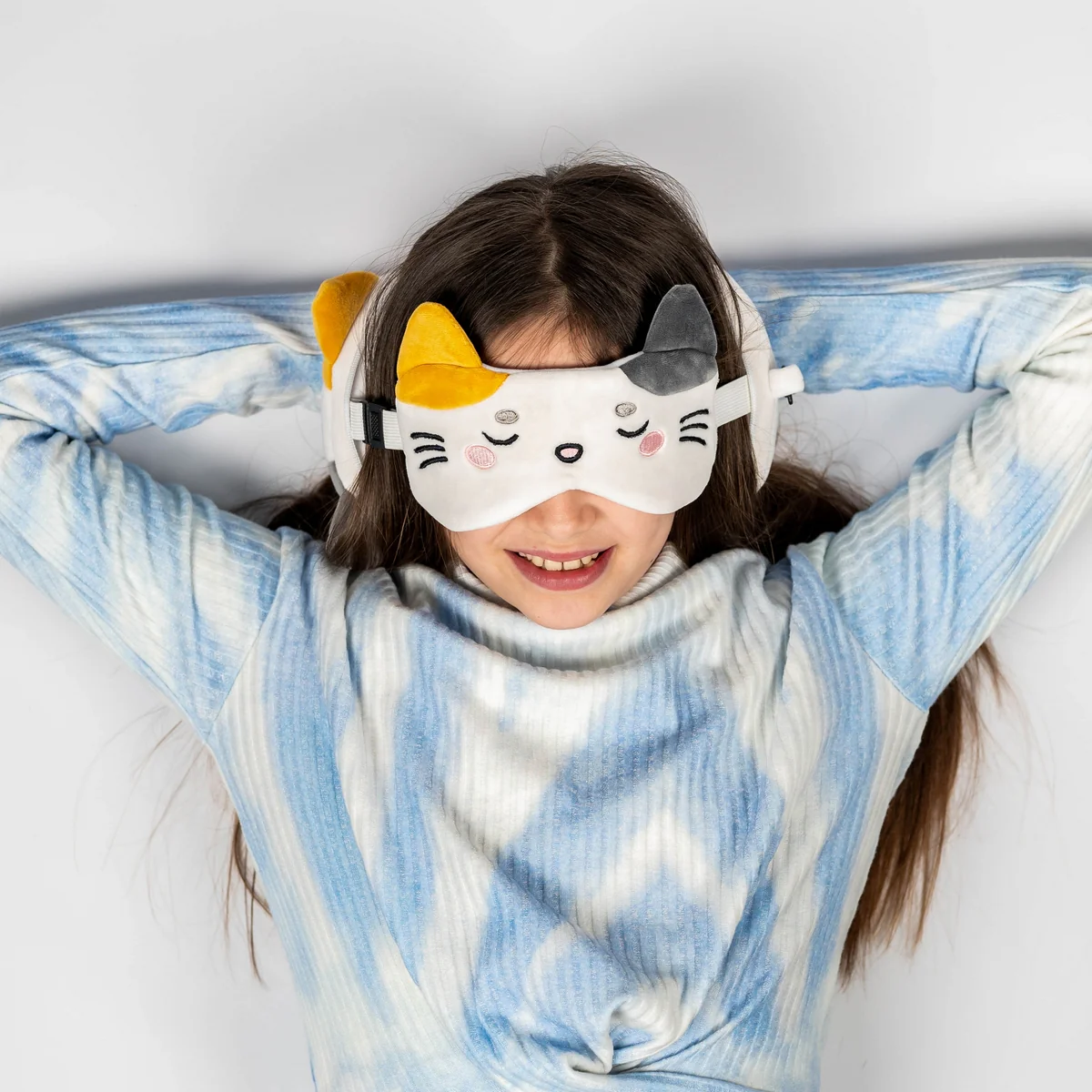 Adoramals Lola Cat Travel Pillow Eye Mask - Image 2