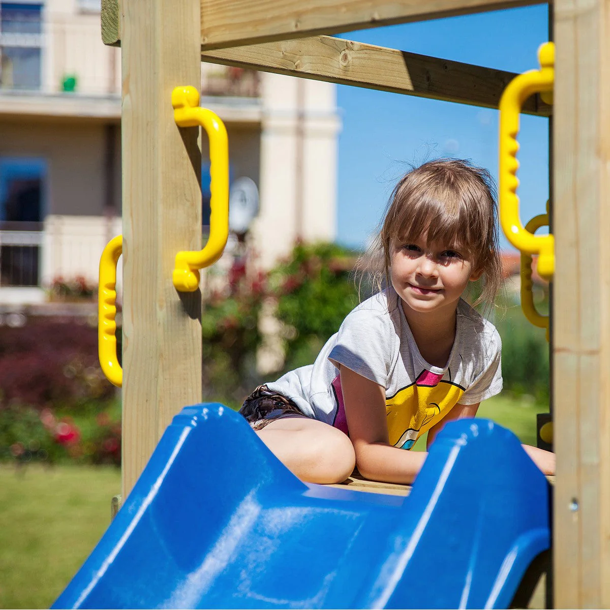 Adventure Peaks Garden Playfort 27.1m x 31m by Shire - Image 5