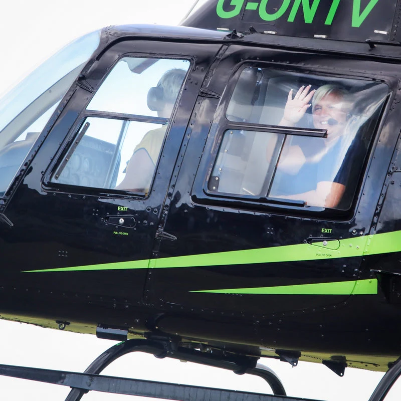 Blue Skies Helicopter Flight with Bubbly - Gift Experience for Two - Image 3