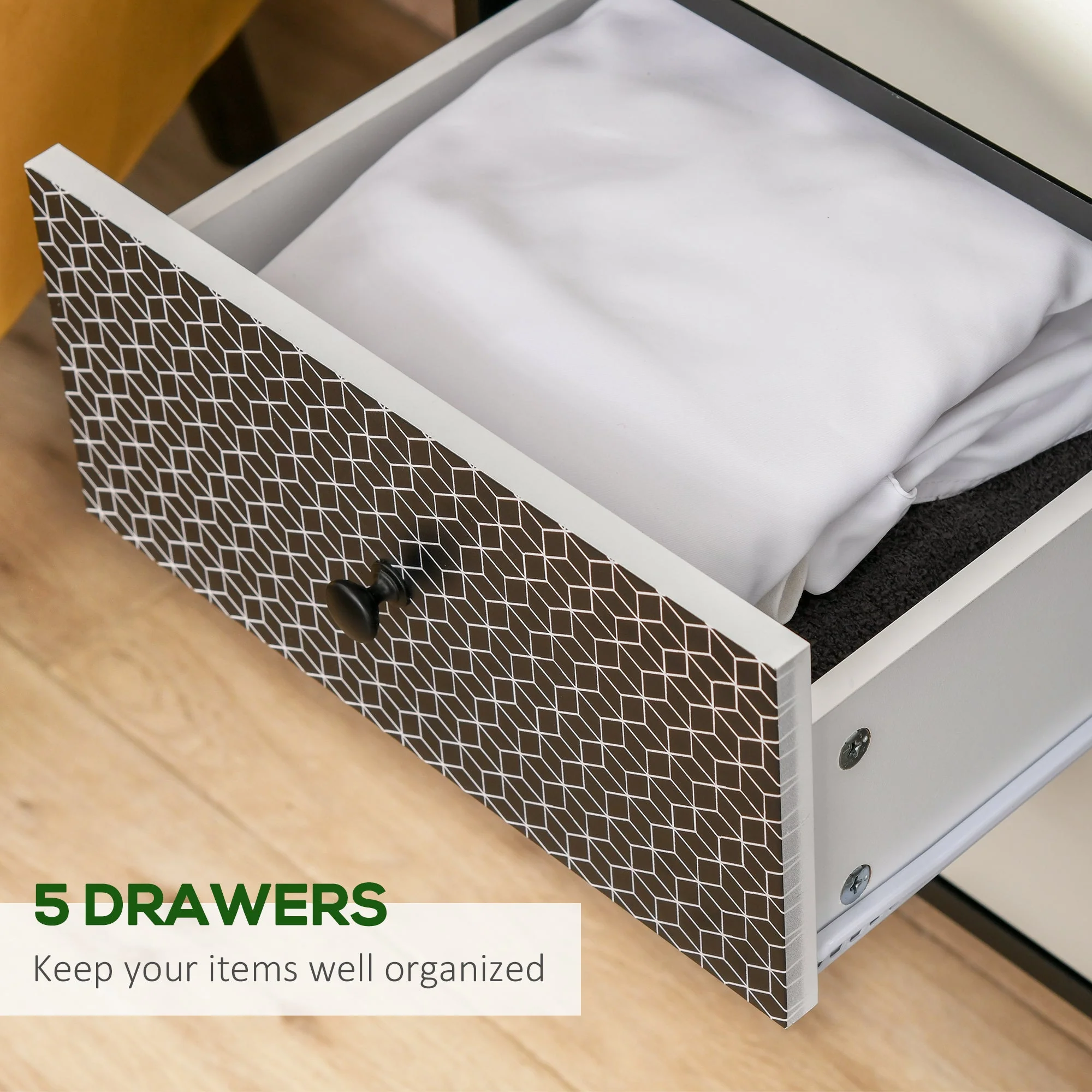 Chest of Drawers - Image 4