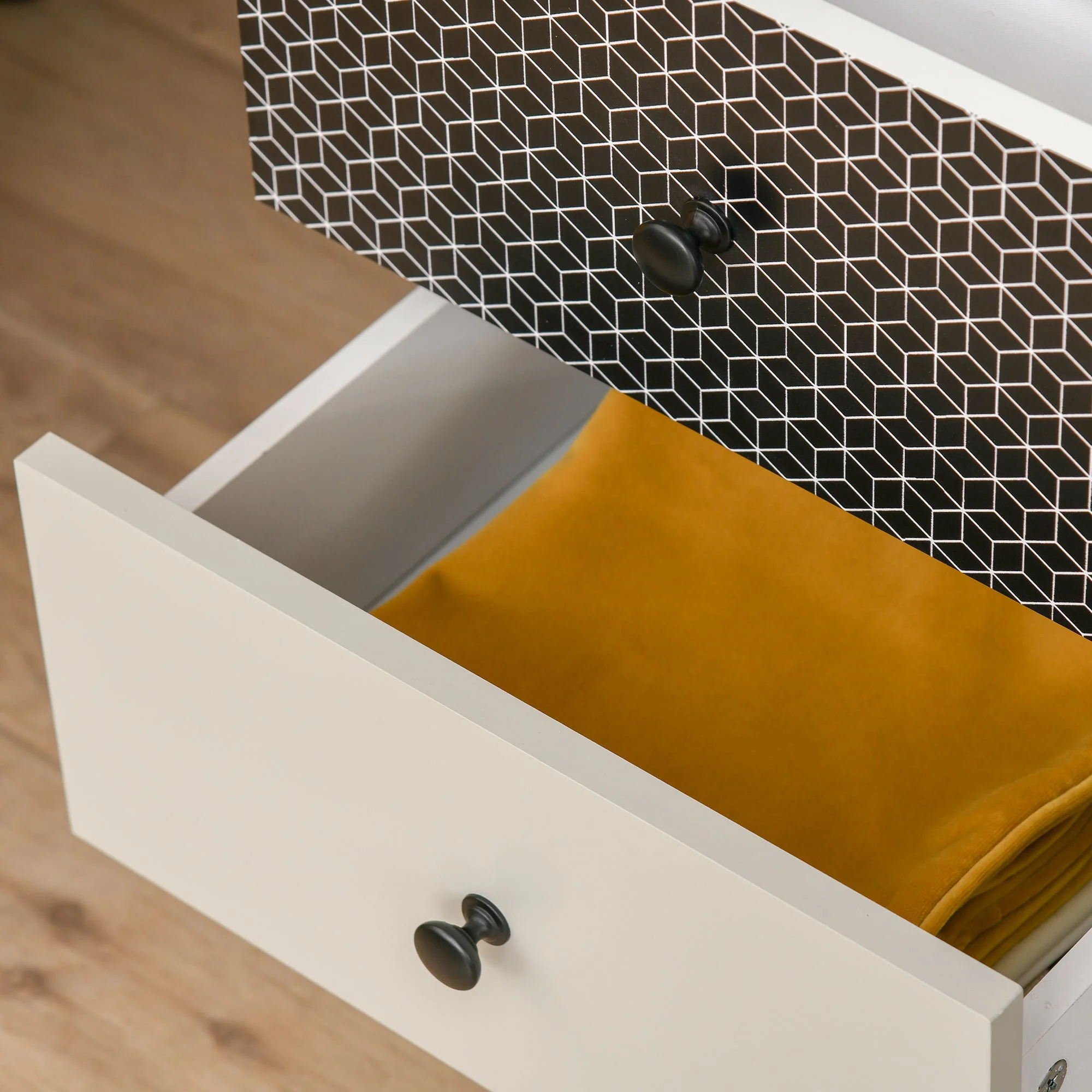 Chest of Drawers - Image 8