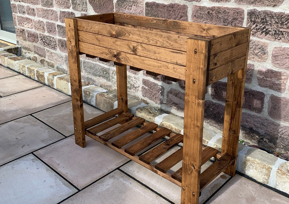 Chesterfield Garden Planter by Charles Taylor - Image 3