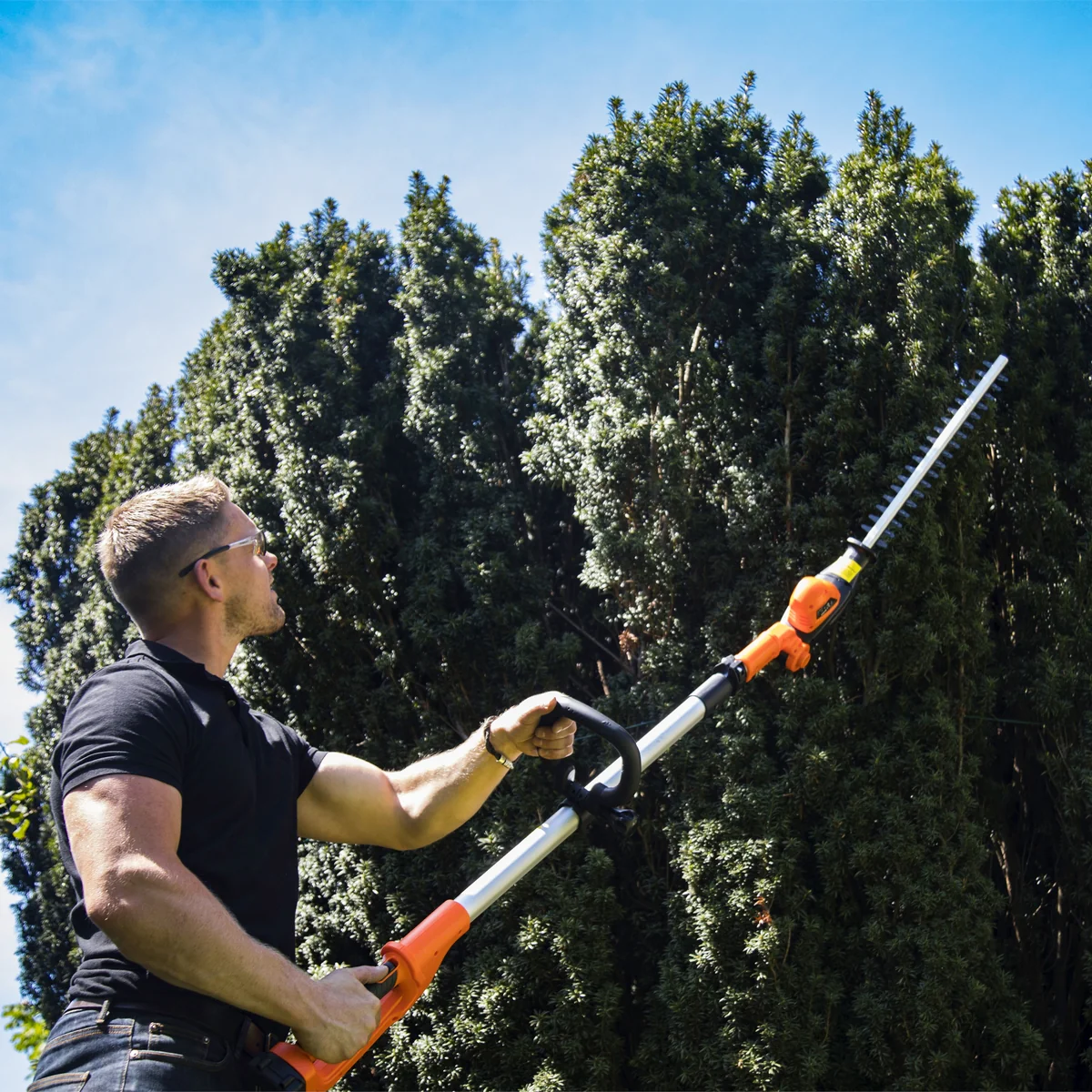 Cordless Pole Trimmer By Yard Force - 20V - Image 7