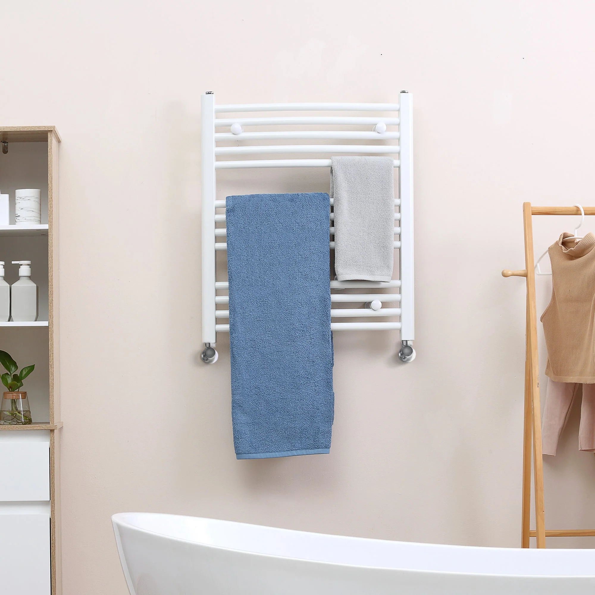 Curved Heated Towel Rail - Image 6