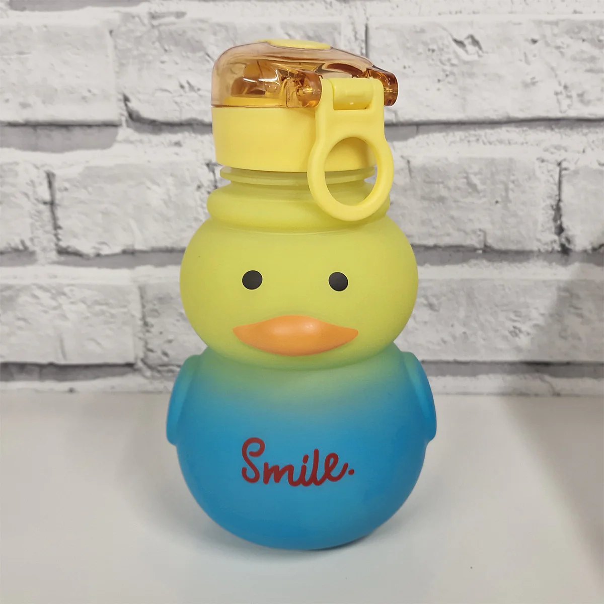 Cute Duck Water Bottle 19cm With Straw Yellow Blue - 760ml - Image 2