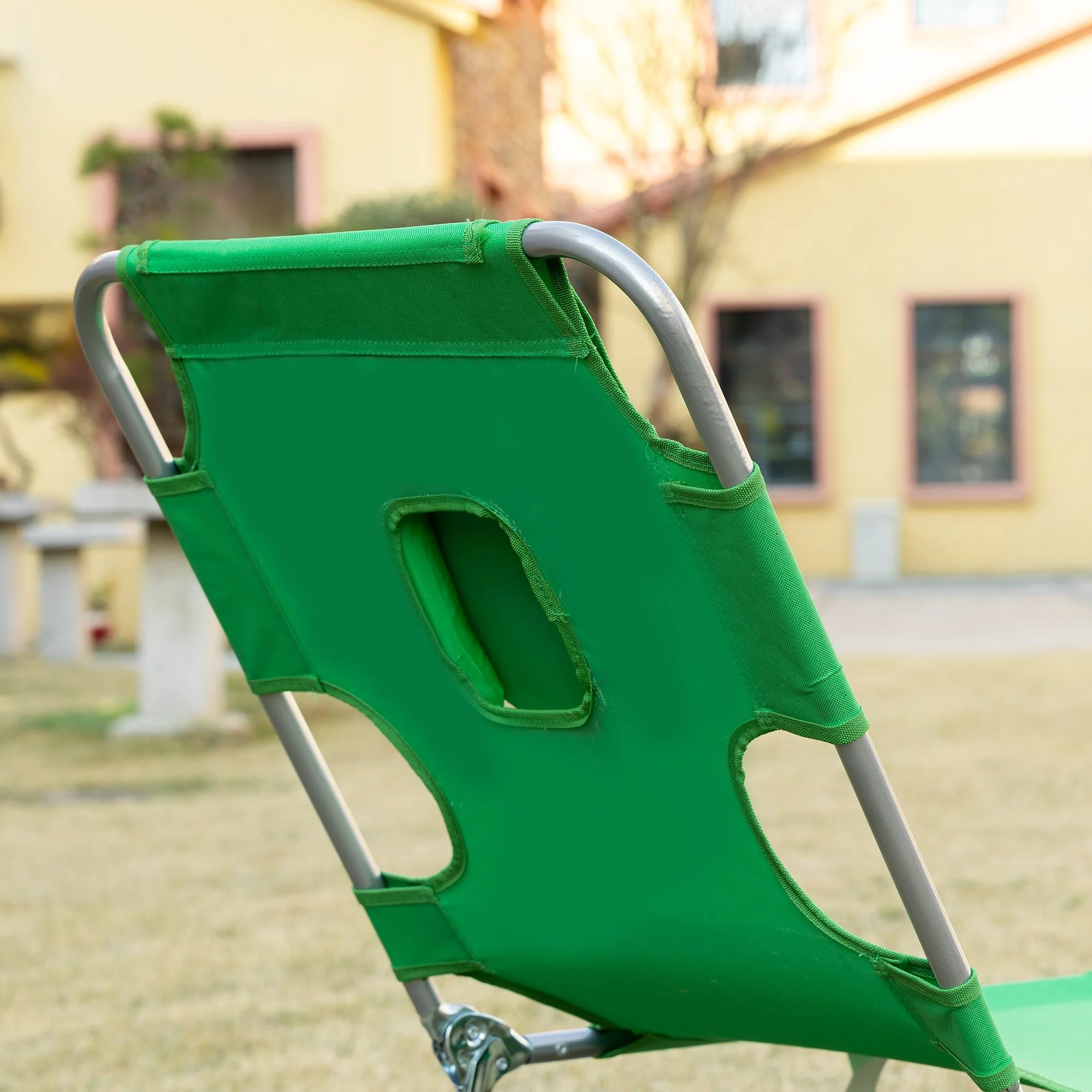 Foldable Sun Lounger with Reading Hole - Image 8