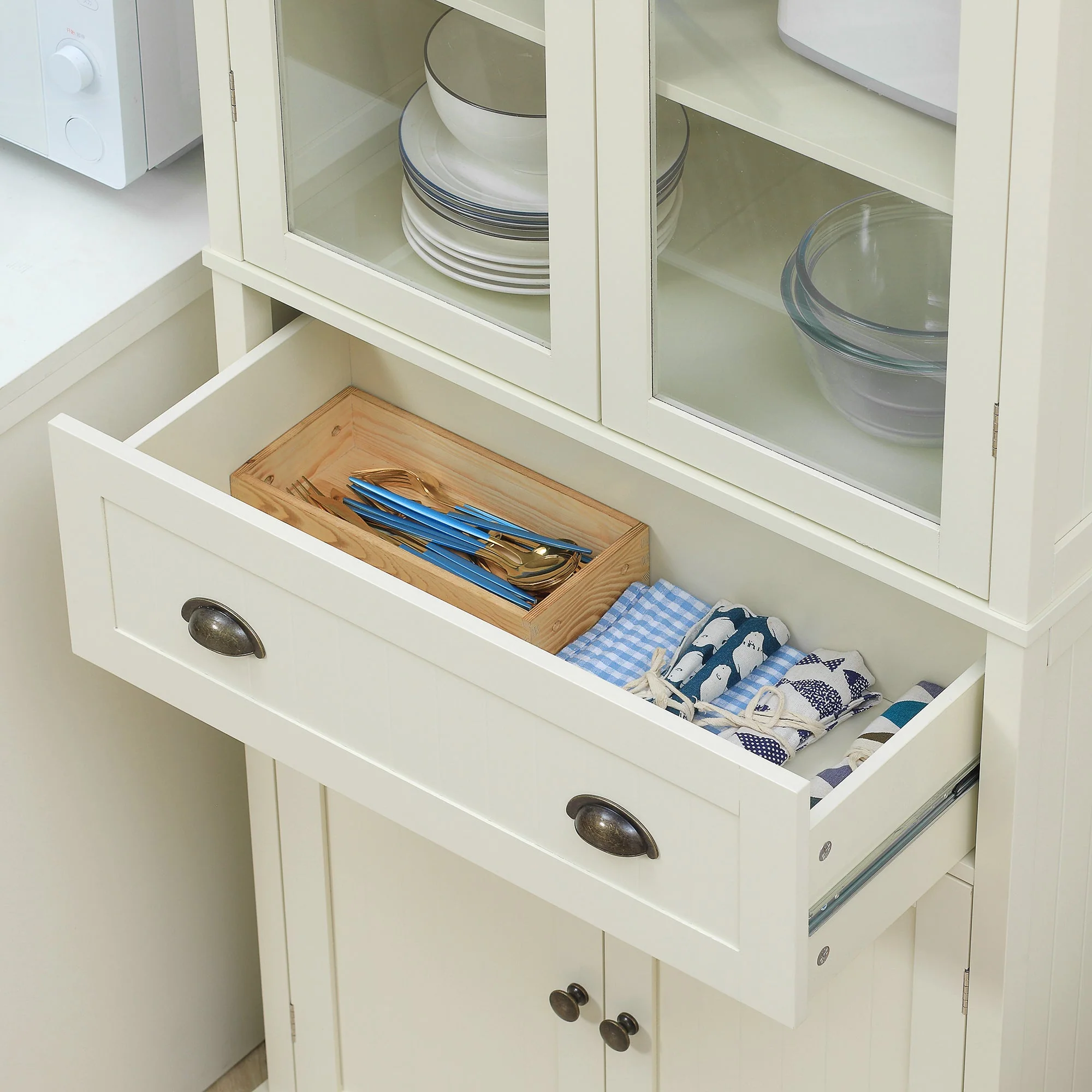 Freestanding Kitchen Cupboard - Image 9