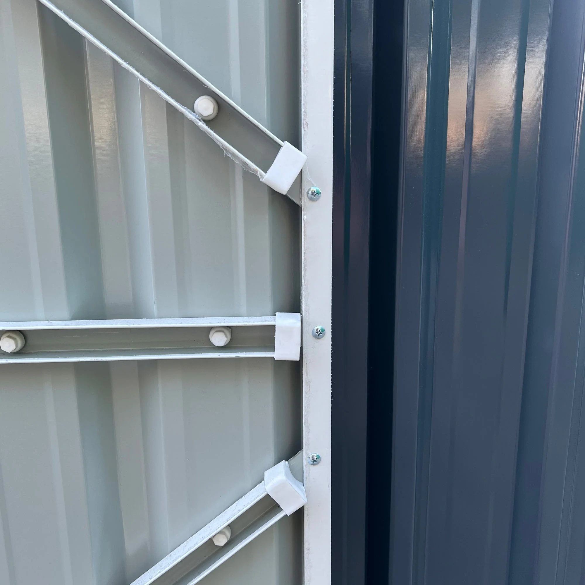 Galvanised 14 x 9' Double Door Reverse Apex Garden Shed Lockable Steel Grey by Steadfast - Image 9