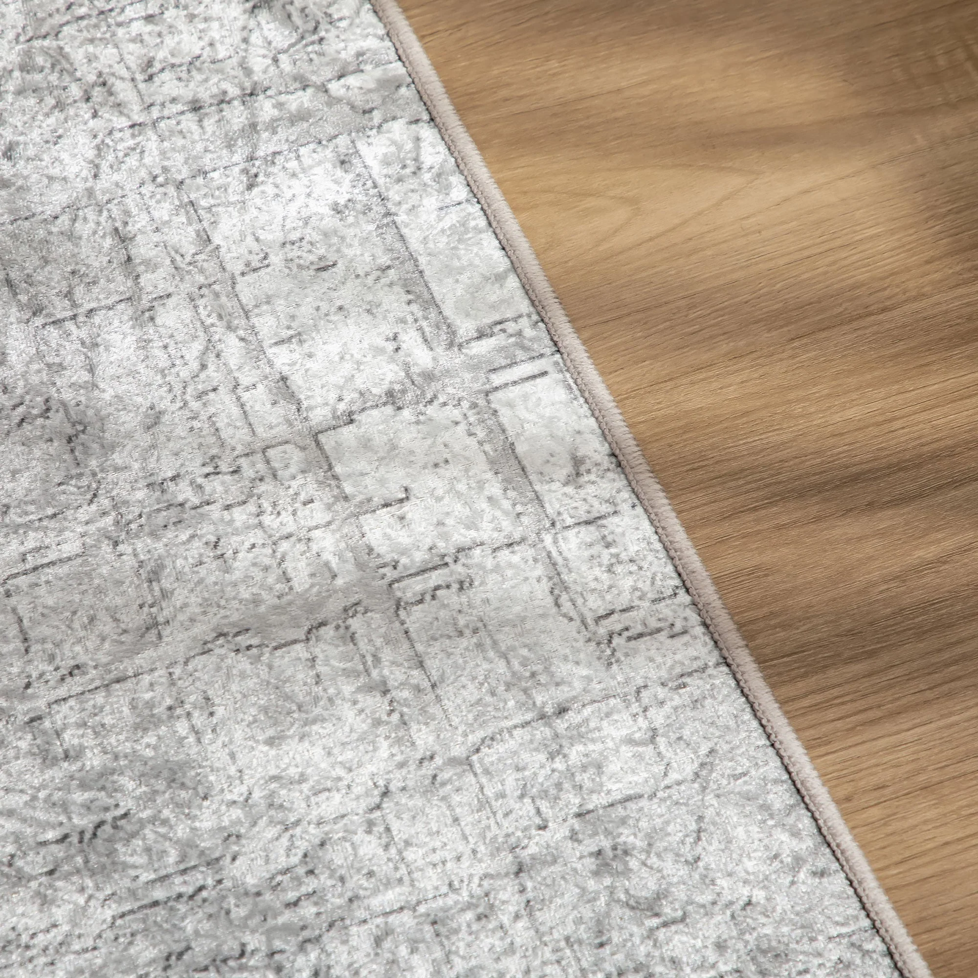 Grey Rug - Image 9