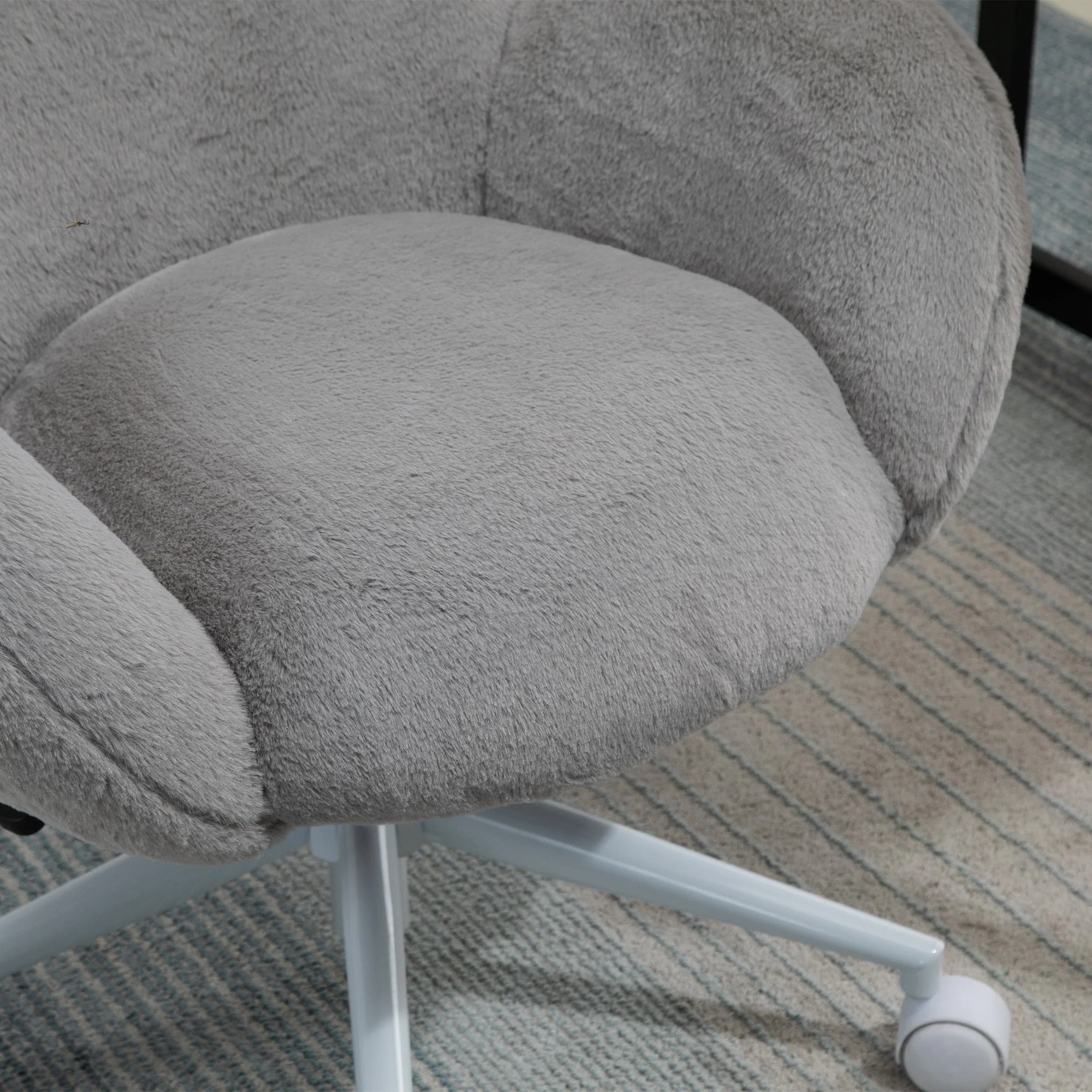 Homcom Fluffy Leisure Chair Office Chair With Backrest And Armrest For Home Bedroom Living Room With Wheels Grey - Image 9