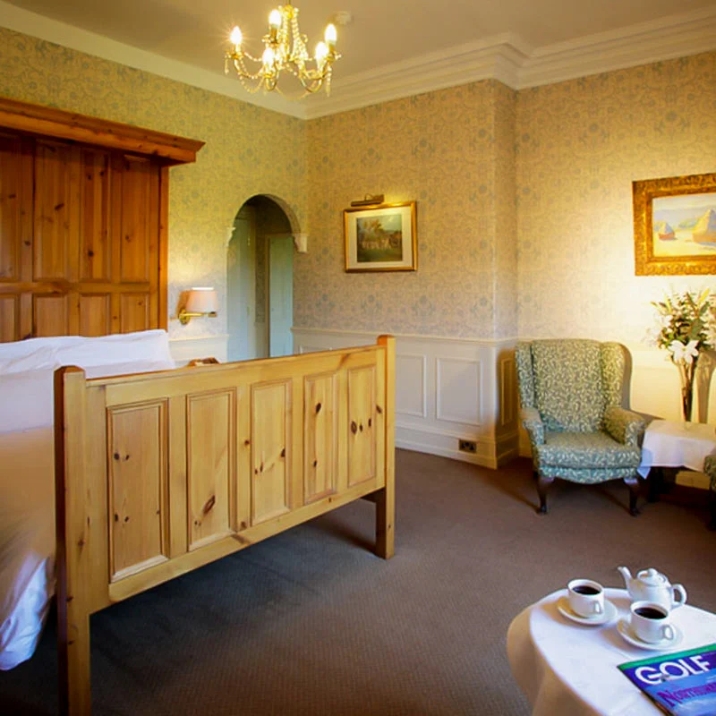 Hotel Escape  - Gift Experience For Two - Image 3