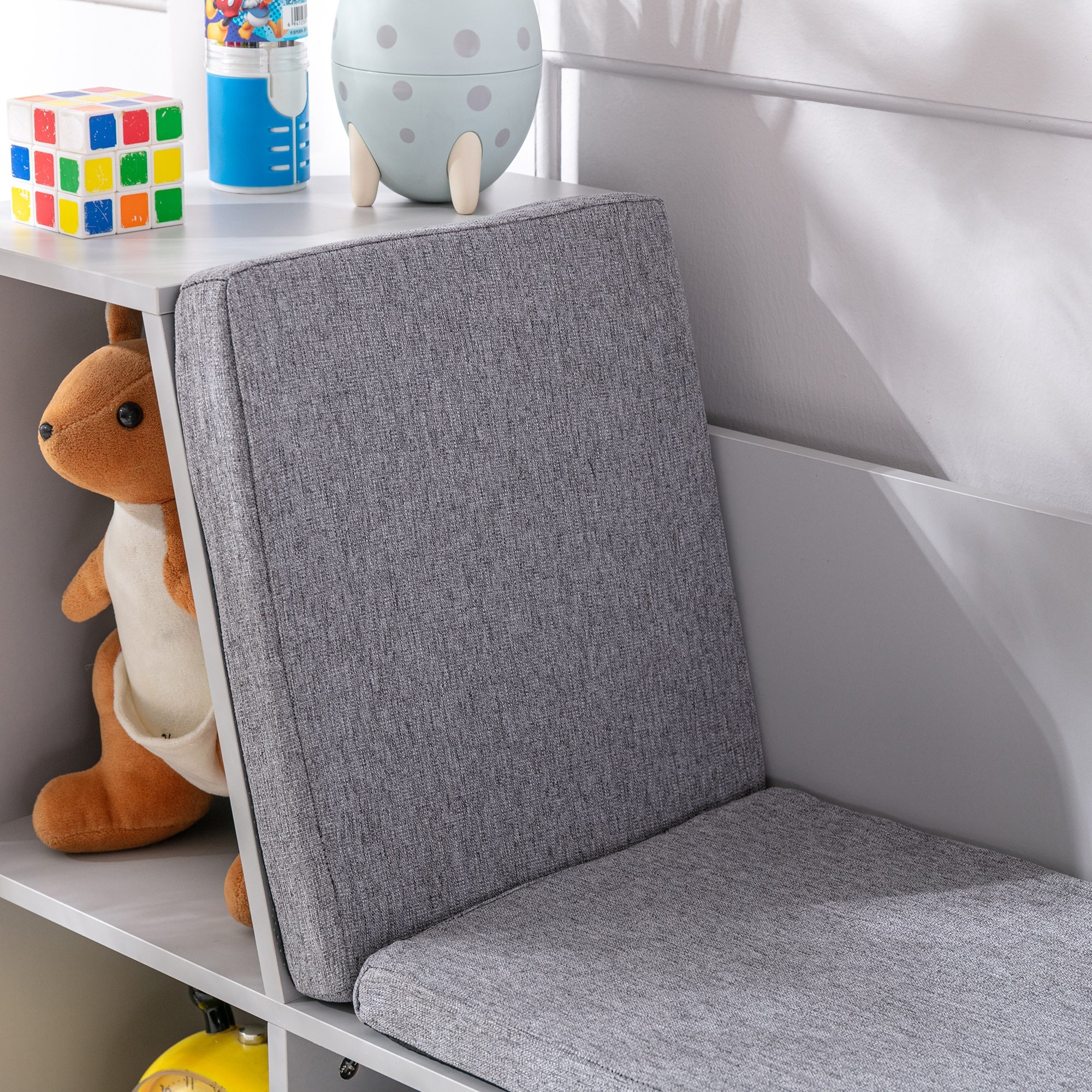 Kids Display Shelf - Image 9