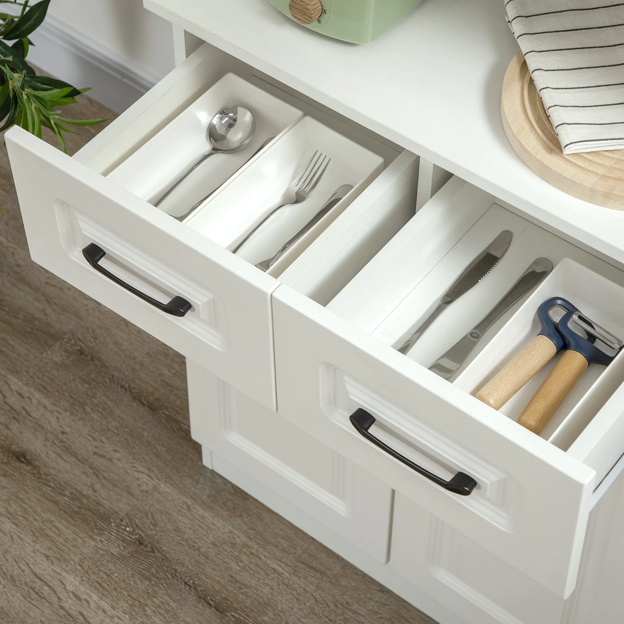 Kitchen Cupboard - Image 8