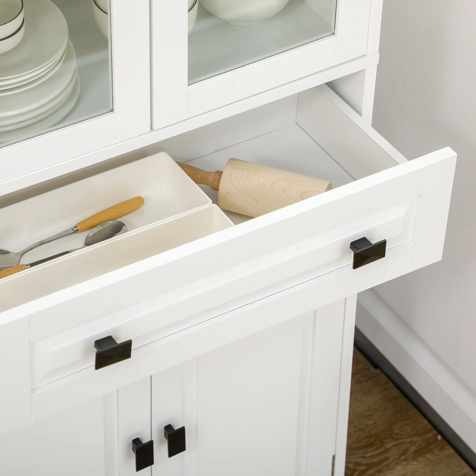 Kitchen Cupboard - Image 6