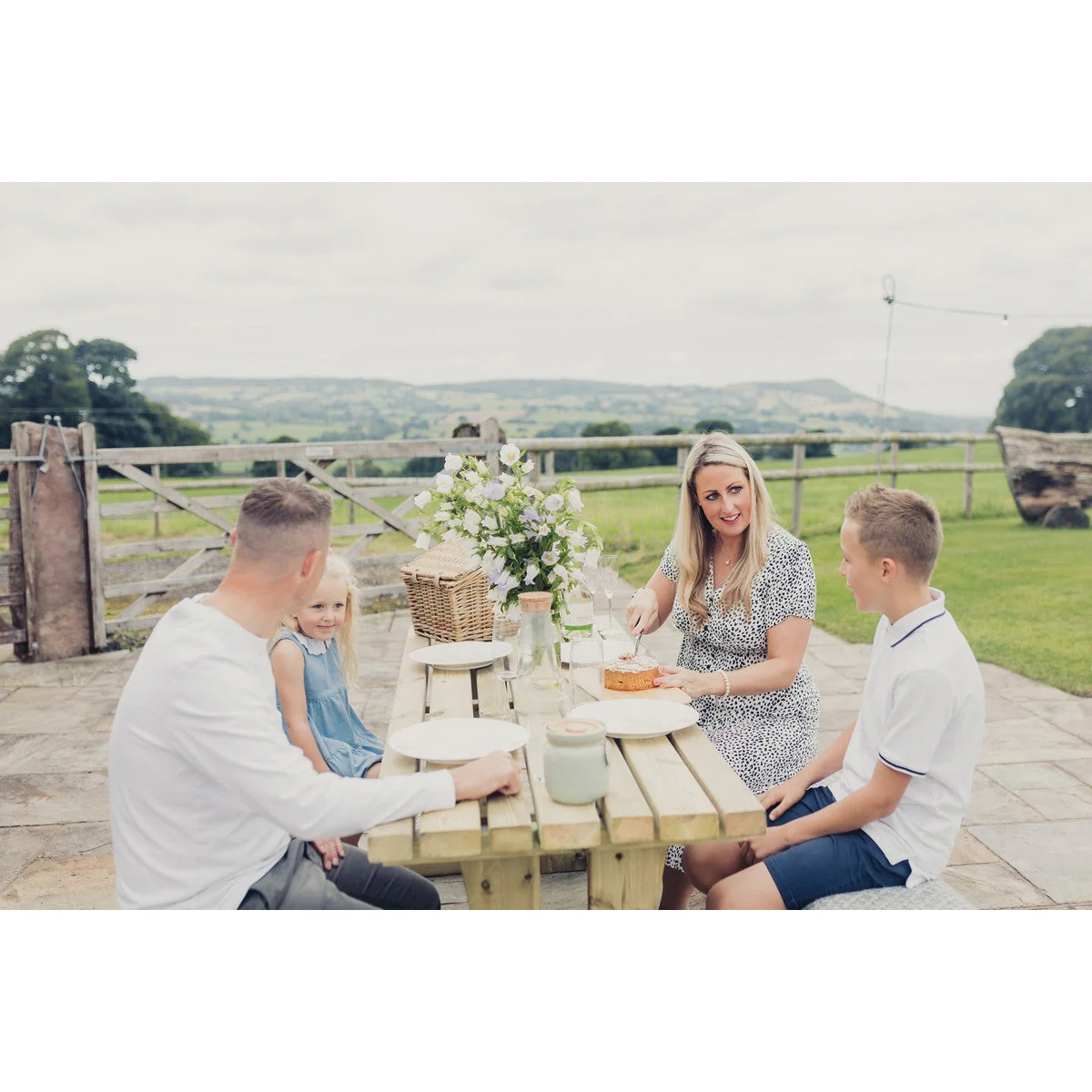 Lunar Garden Picnic Table by Churnet Valley - 4 Seats - PT107 - Image 11