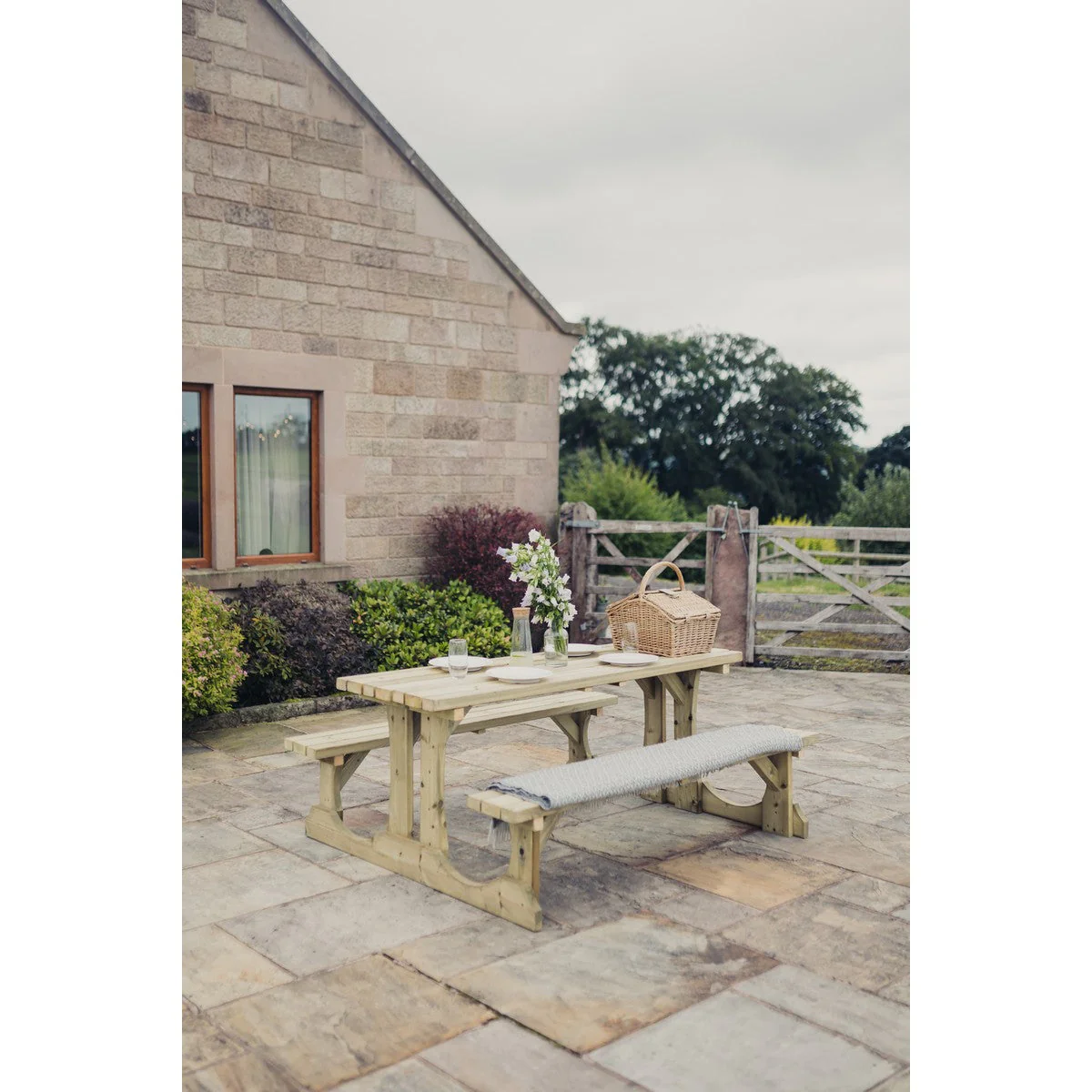 Lunar Garden Picnic Table by Churnet Valley - 4 Seats - PT107 - Image 2
