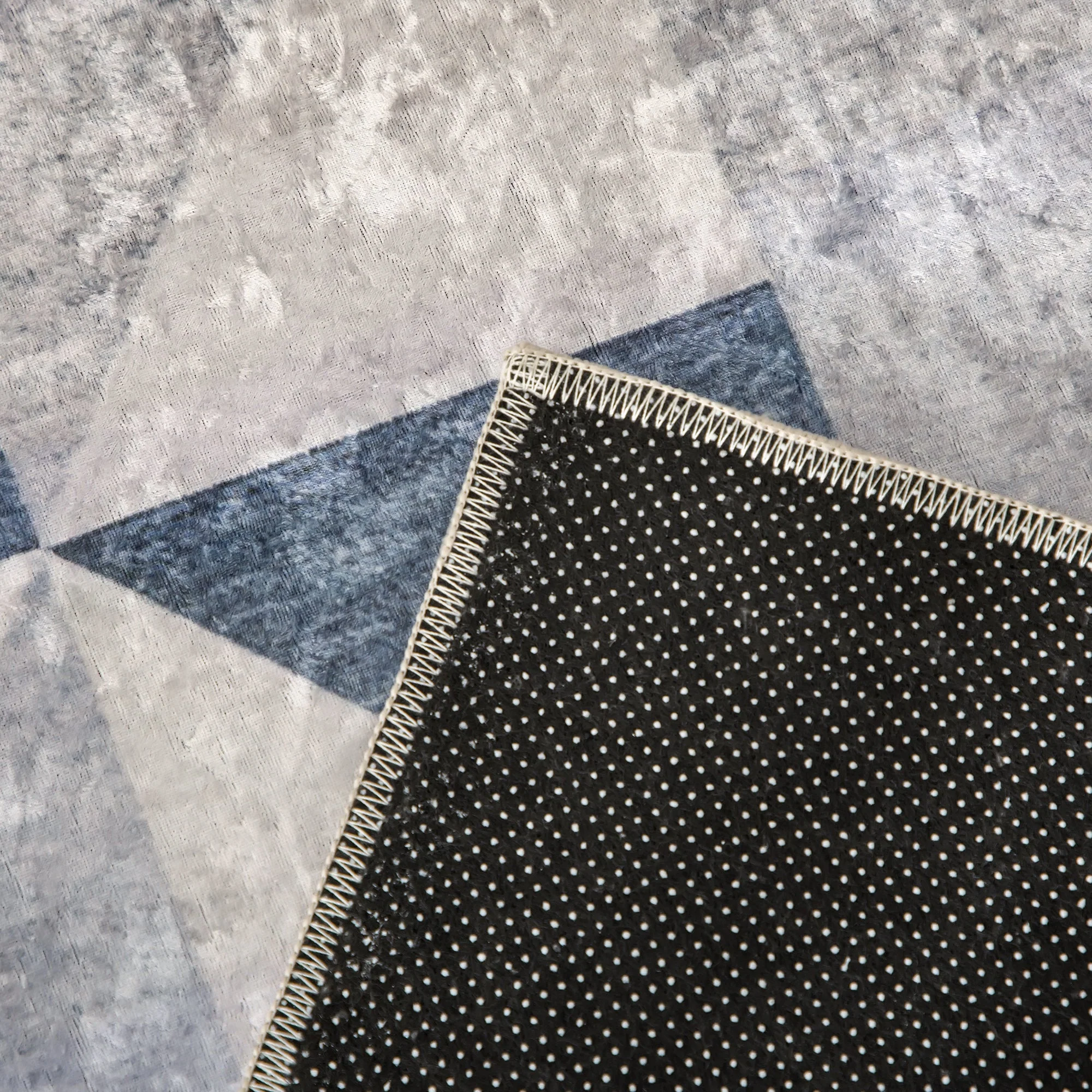 Modern Grey Rug - Image 8
