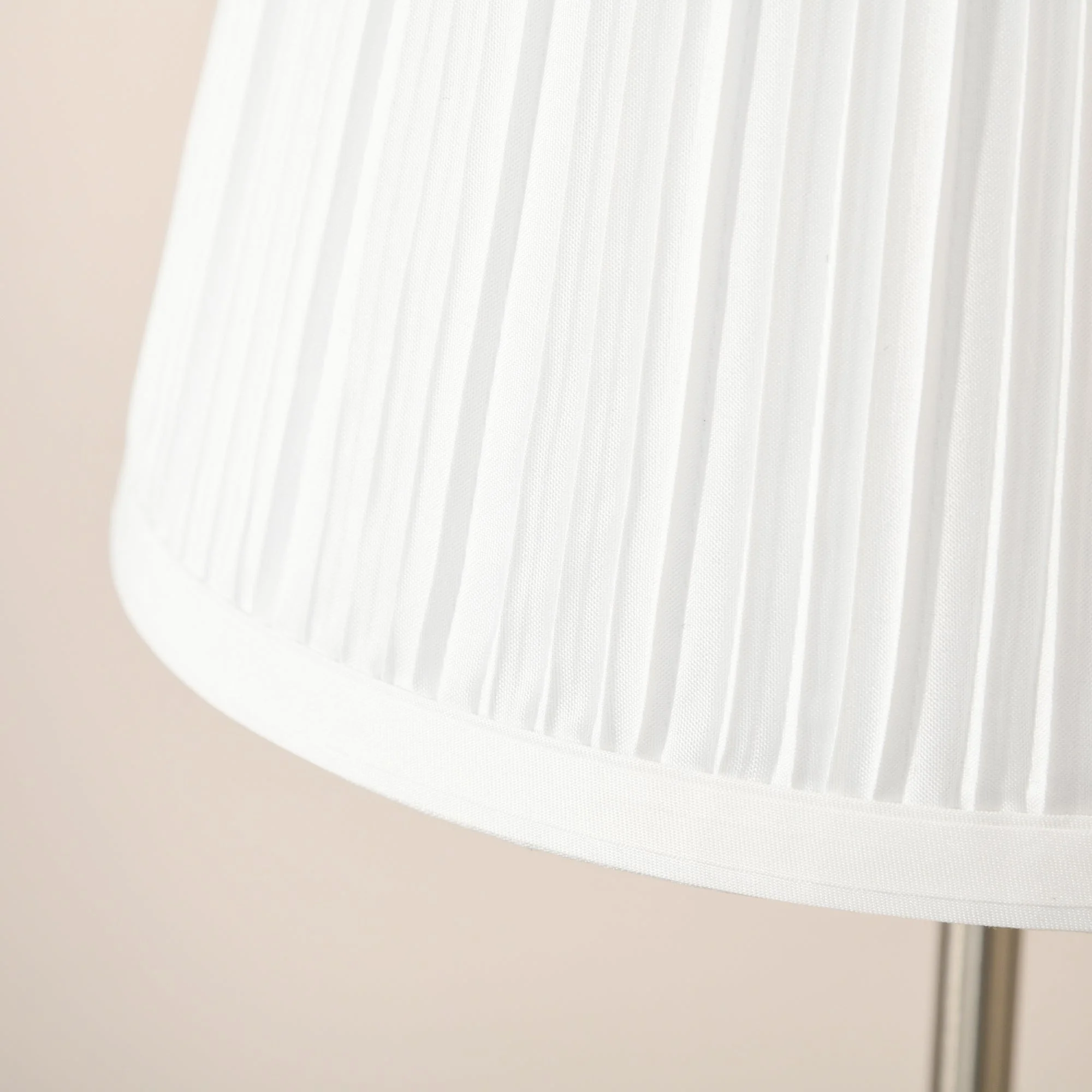 Modern Table Lamp with Pleated Fabric Lampshade and Metal Base - Image 9