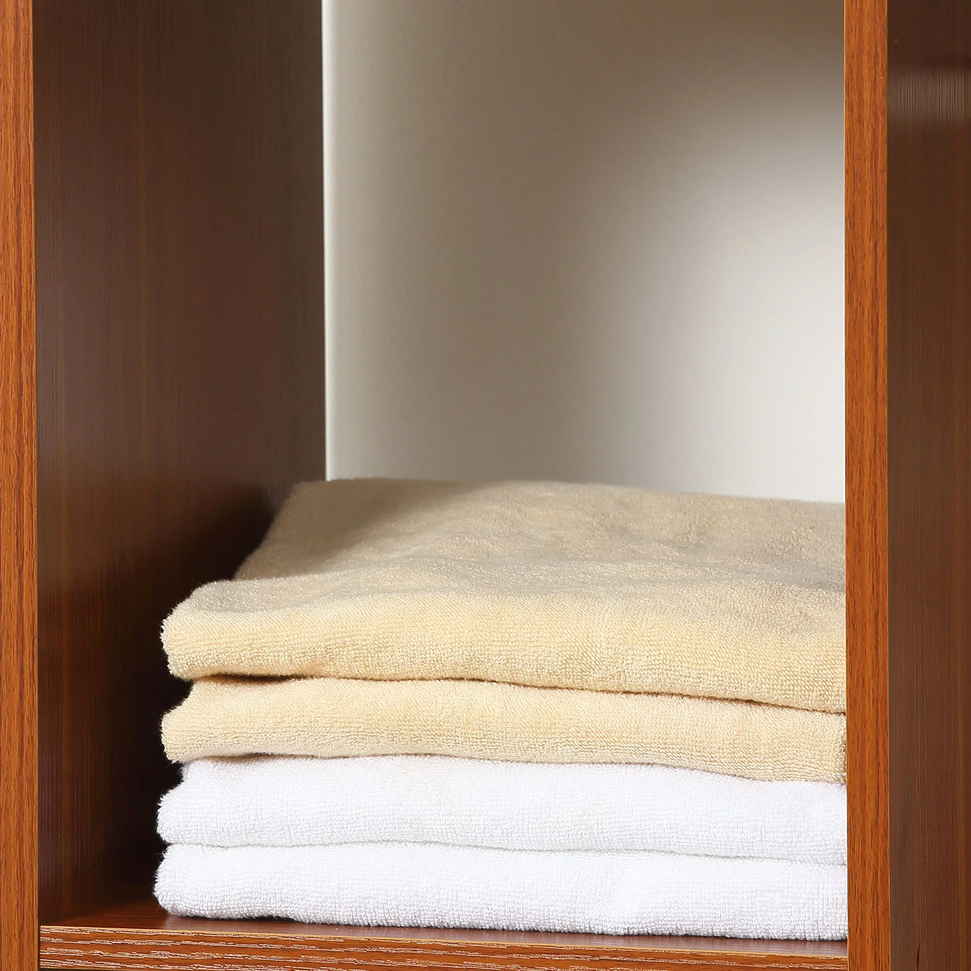 Open Wardrobe with Hanging Rail and Storage Shelves w/Wheels Bedroom-Walnut - Image 7