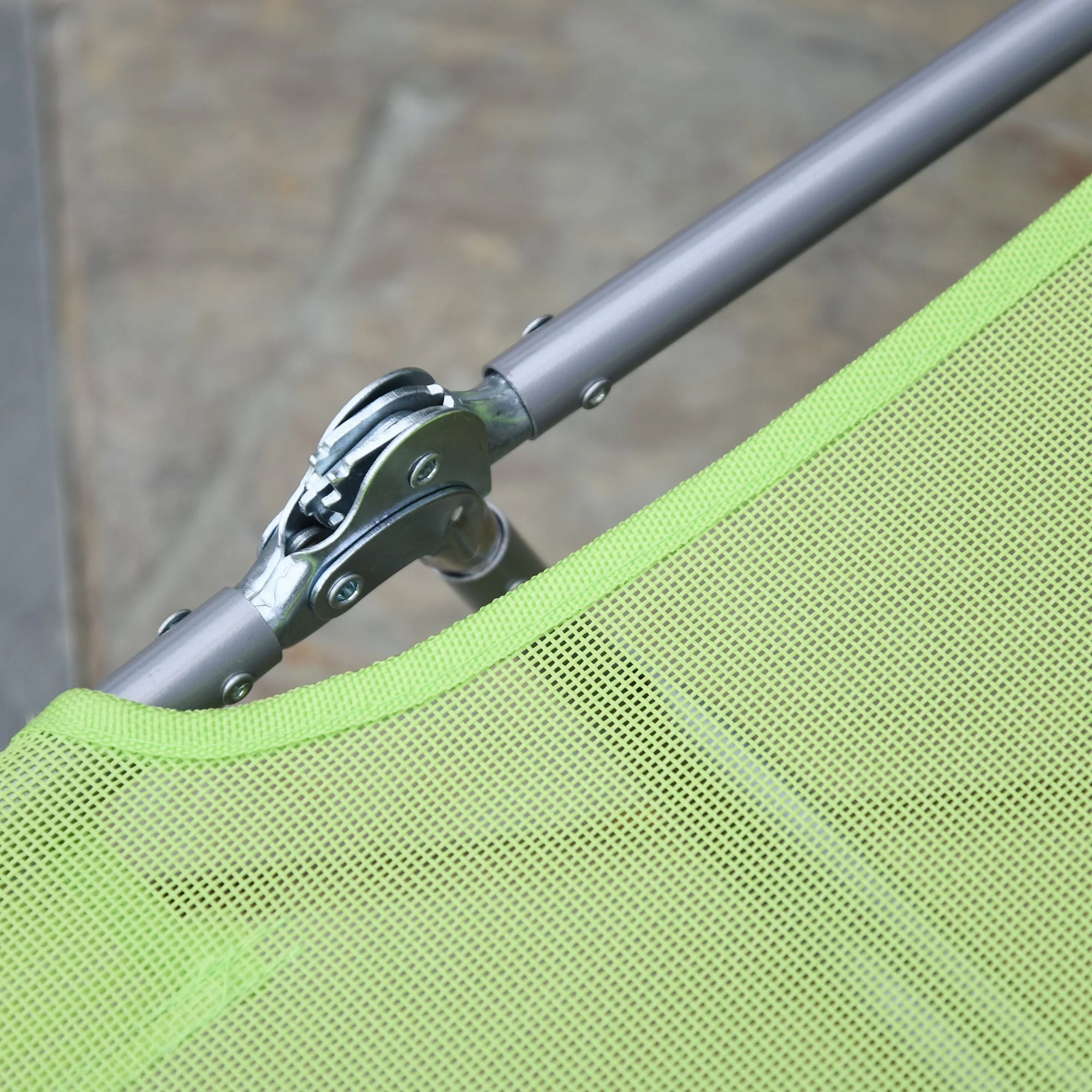 Outdoor Foldable Sun Lounger - Image 8