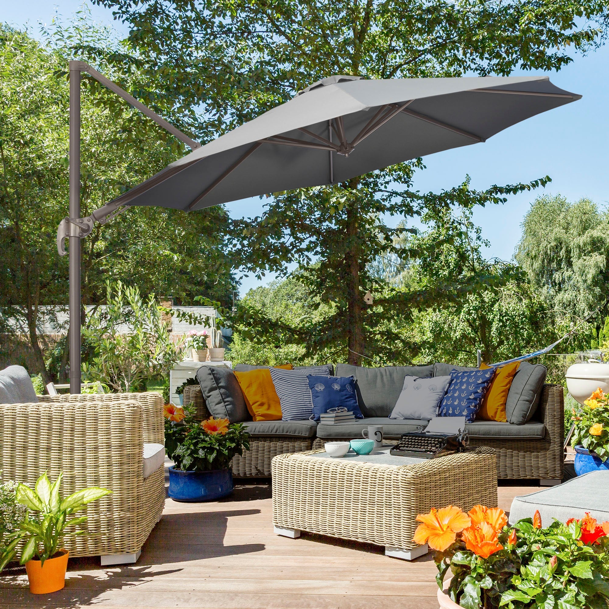 Outsunny 3(M) Cantilever Parasol 360 Rotation Roma Umbrella Hanging Sun Shade With Aluminium Frame - Image 2