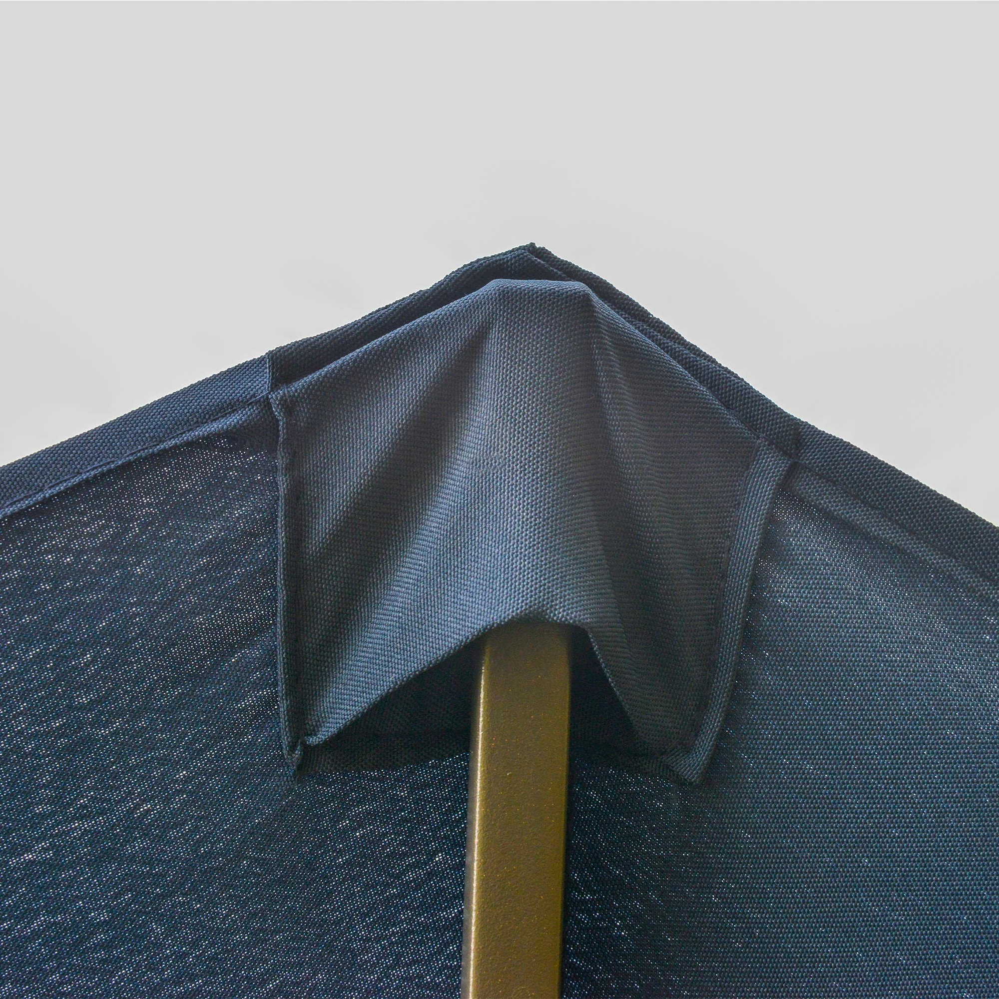 Outsunny 4.6M Sun Umbrella Canopy Double-Sided Crank Sun Shade With Cross Base Dark Blue - Image 7