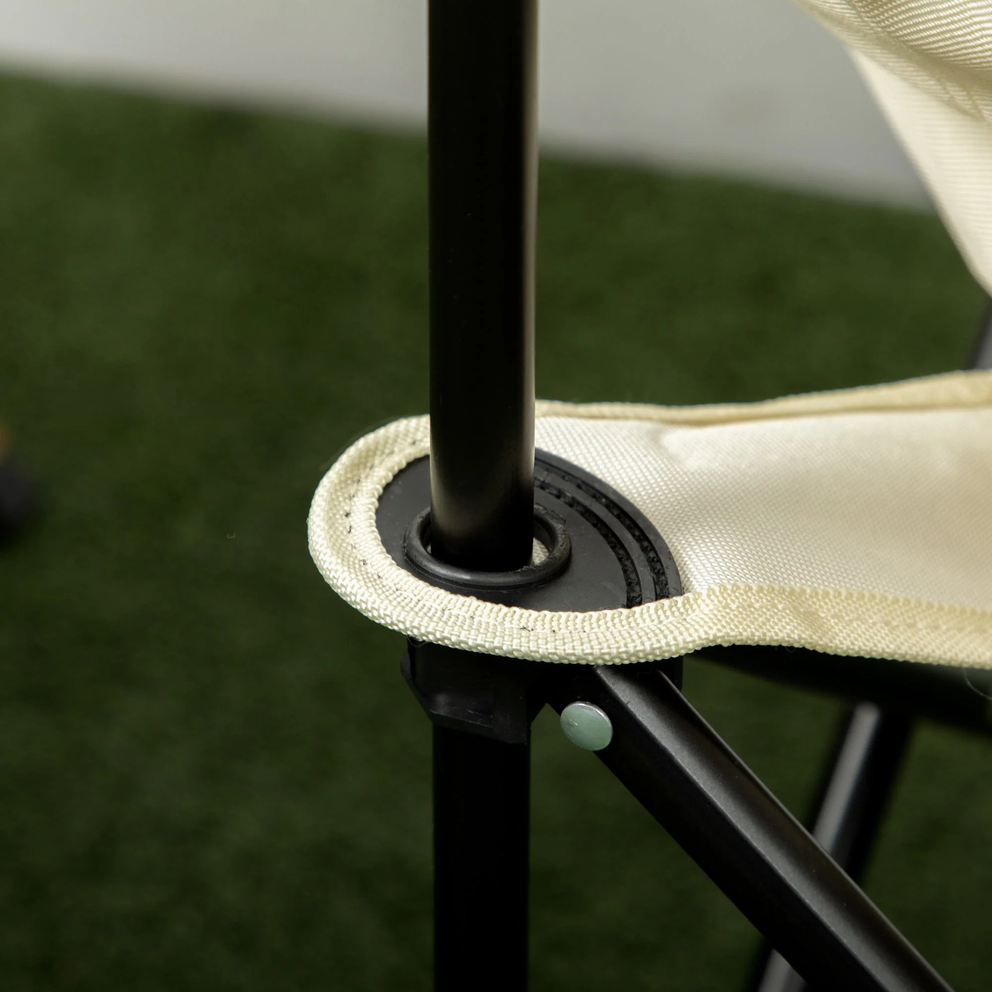 Outsunny Camping Chair - Image 9