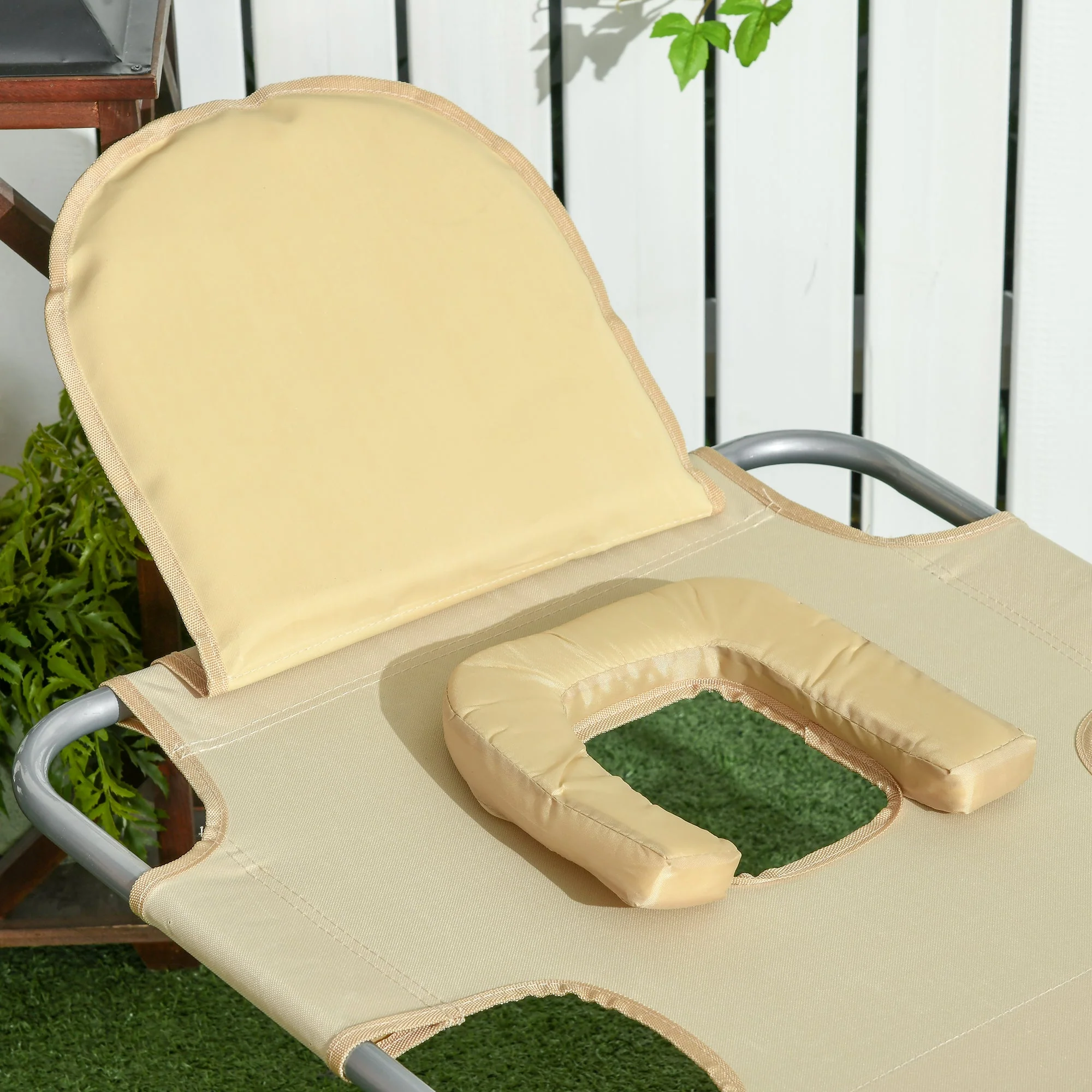Outsunny Foldable Sun Lounger - Image 7