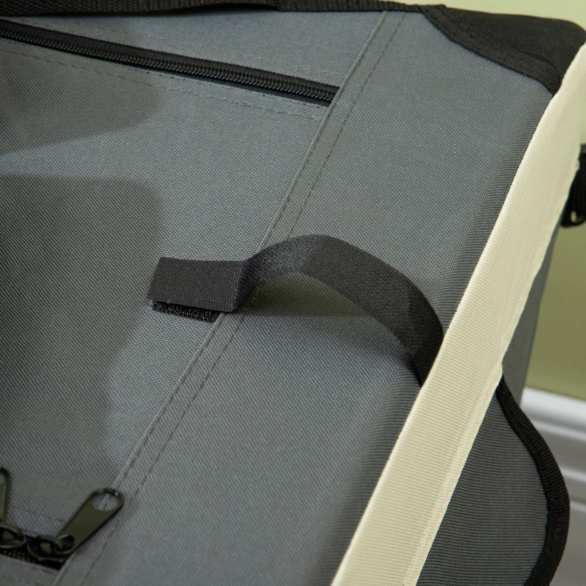 PawHut 70cm Foldable Pet Carrier - Image 8
