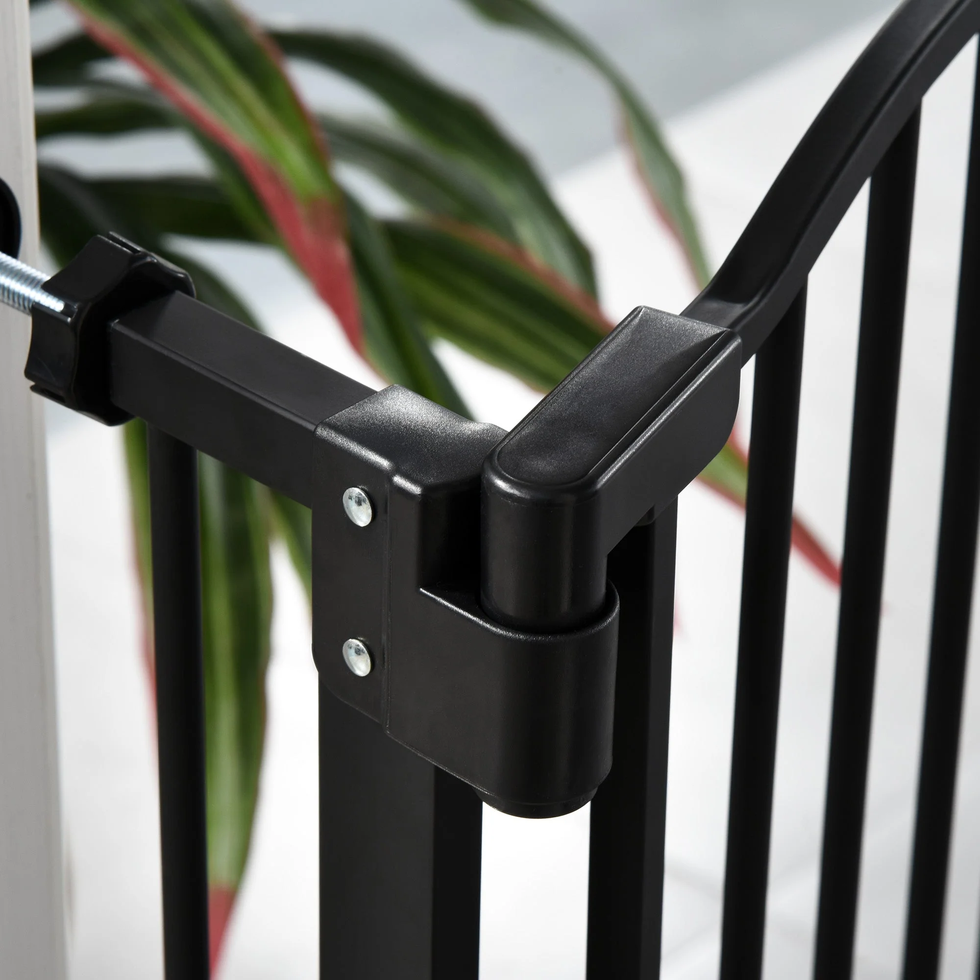 PawHut 74-84cm Adjustable Metal Pet Gate Safety Barrier w/ Auto-Close Door Black - Image 8