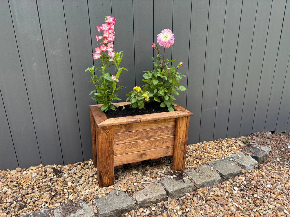 Prestbury Garden Planter by Charles Taylor - Image 8
