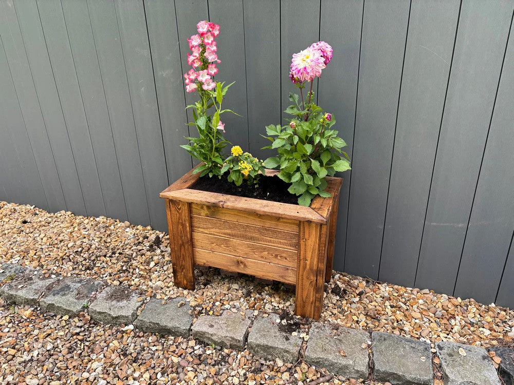 Prestbury Garden Planter by Charles Taylor - Image 9