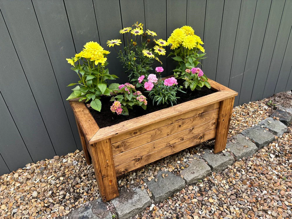 Prestbury Garden Planter by Charles Taylor - Image 3