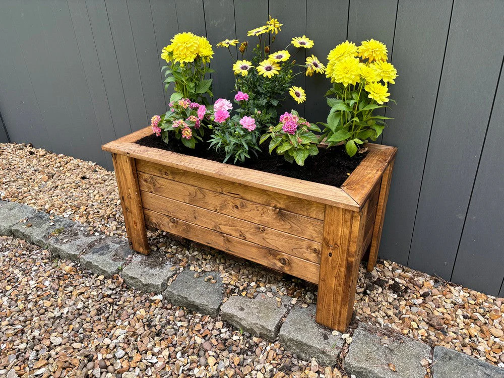 Prestbury Garden Planter by Charles Taylor - Image 4