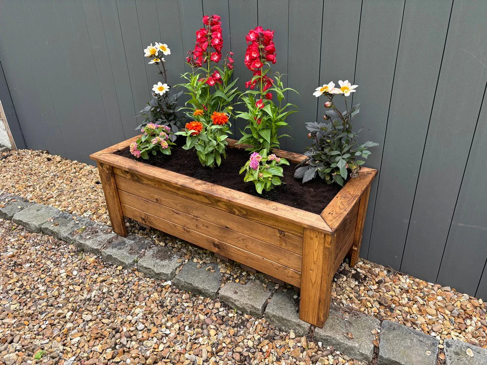 Prestbury Garden Planter by Charles Taylor - Image 3