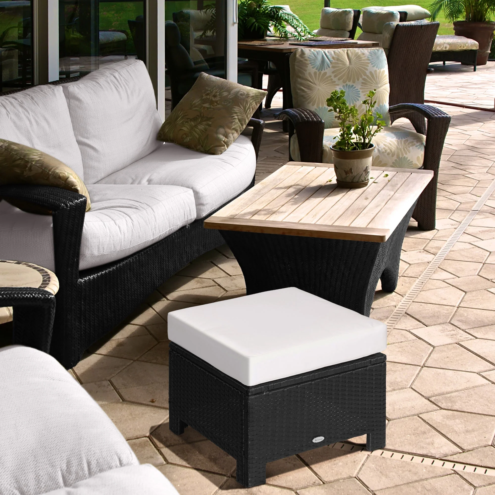 Rattan Ottoman - Image 2