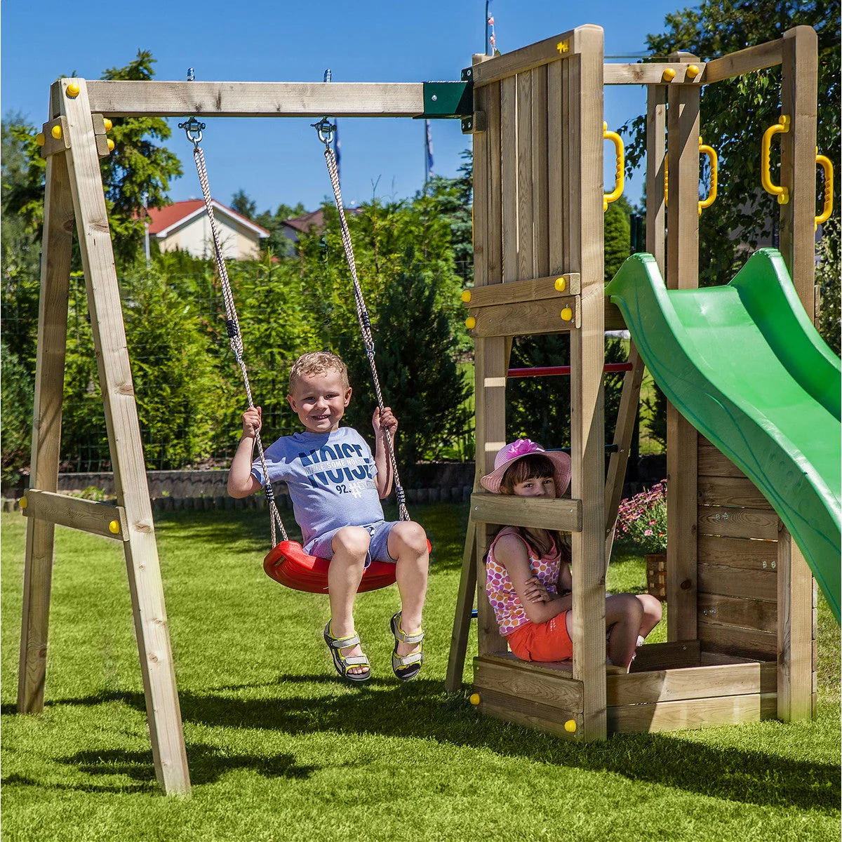 Rumble Ridge Garden Playfort 19.3m x 34.5m by Shire - Image 2