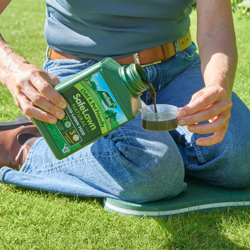 SafeLawn Liquid Natural Lawn Feed - 1 litre 100sqm - Image 2