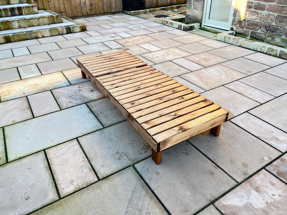 Scandinavian Redwood Garden Day Bed Sun Lounger by Charles Taylor - Image 2